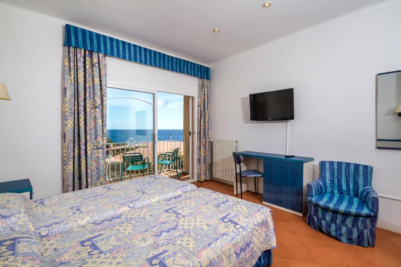 Hotel La Torre Калелья-де-Палафружель Экстерьер фото